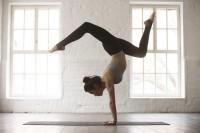 inversões de Yoga para iniciantes